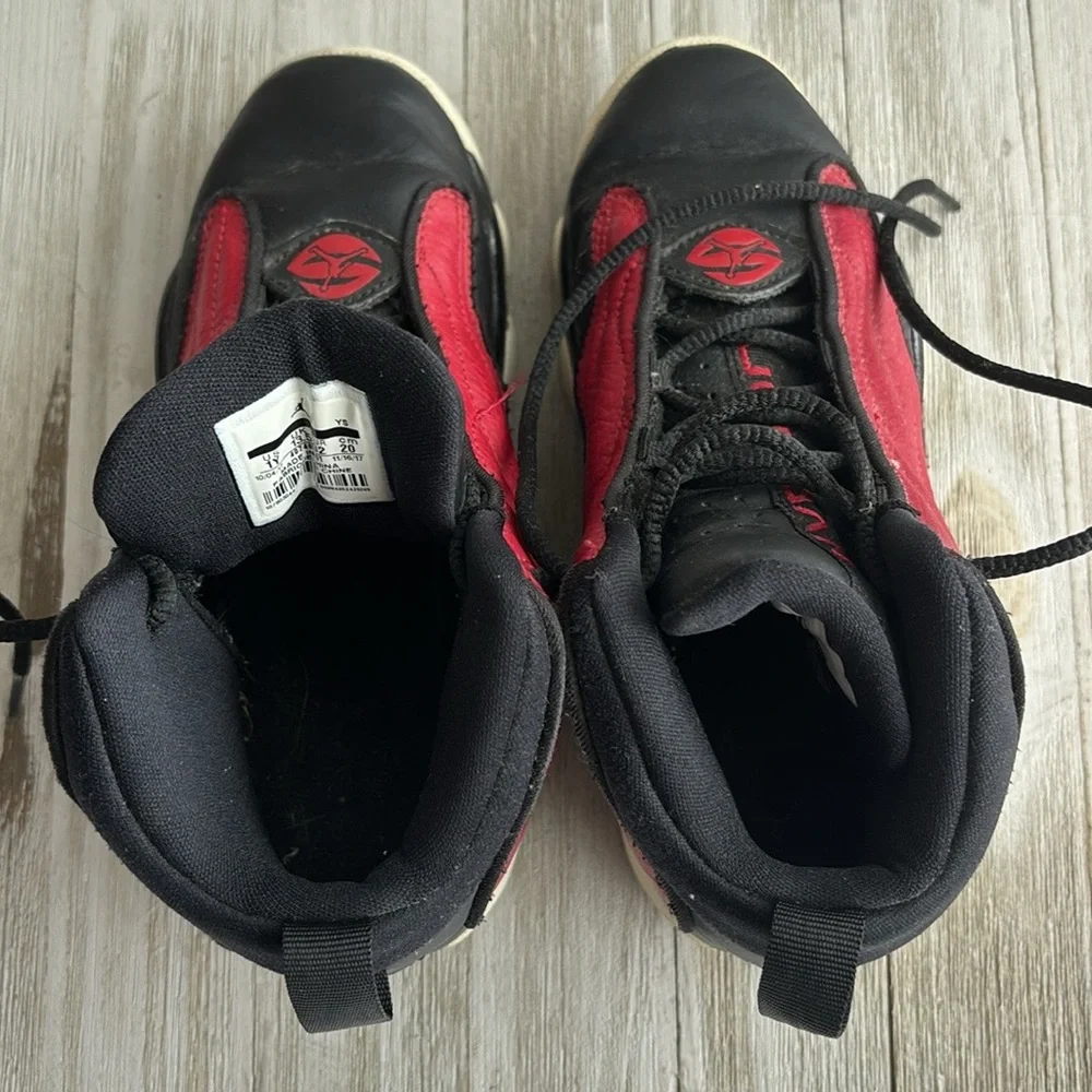Air Jordan Pro Strong Gym Red & Black Sneakers Youth 1 - Picture 6 of 8
